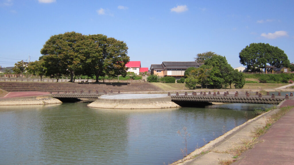 コスモパーク北野の水上ステージ