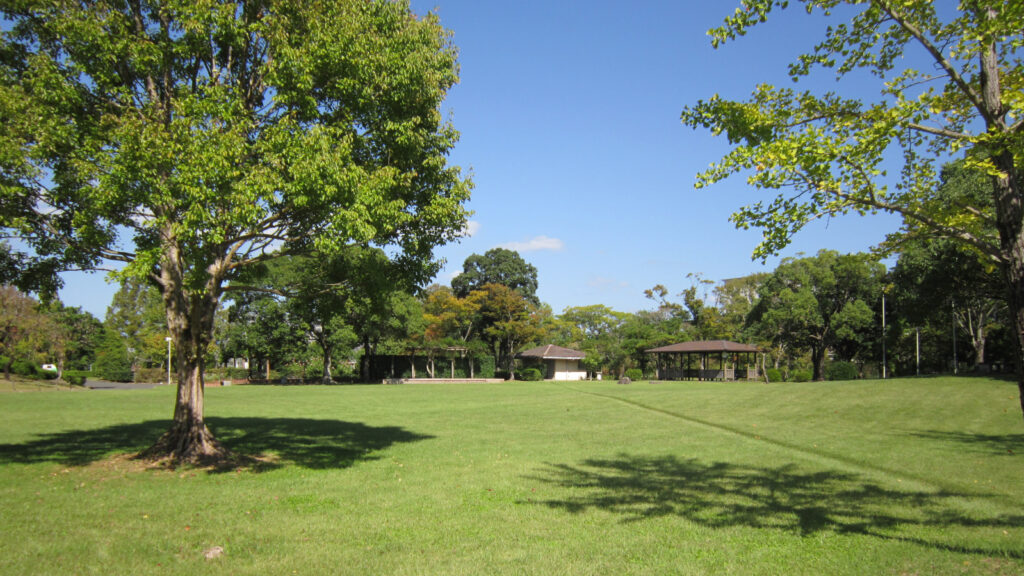 福岡県緑化センターの芝生広場