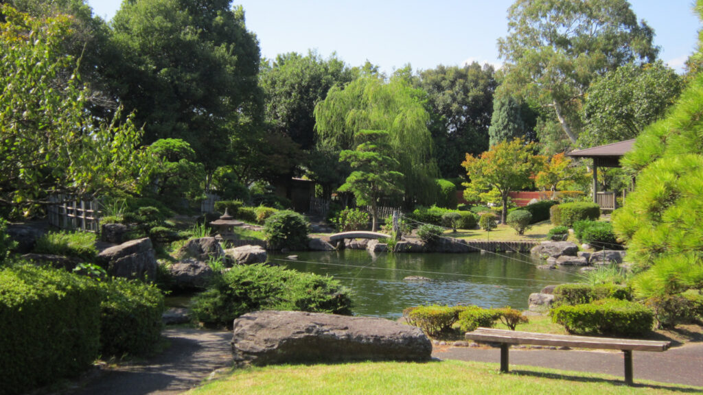 福岡県緑化センターの日本庭園