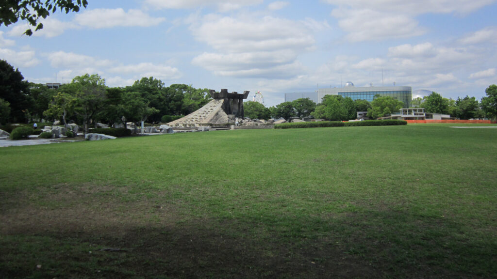 久留米市中央公園の芝生広場